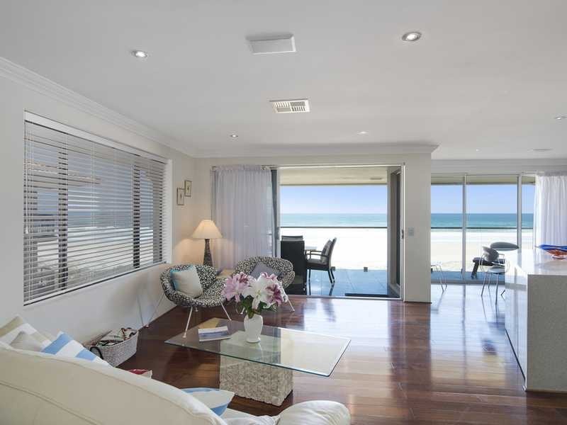 9/271 Golden Four Drive, Bilinga QLD 4225