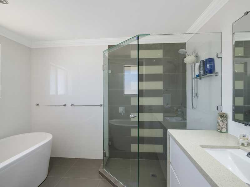 9/271 Golden Four Drive, Bilinga QLD 4225