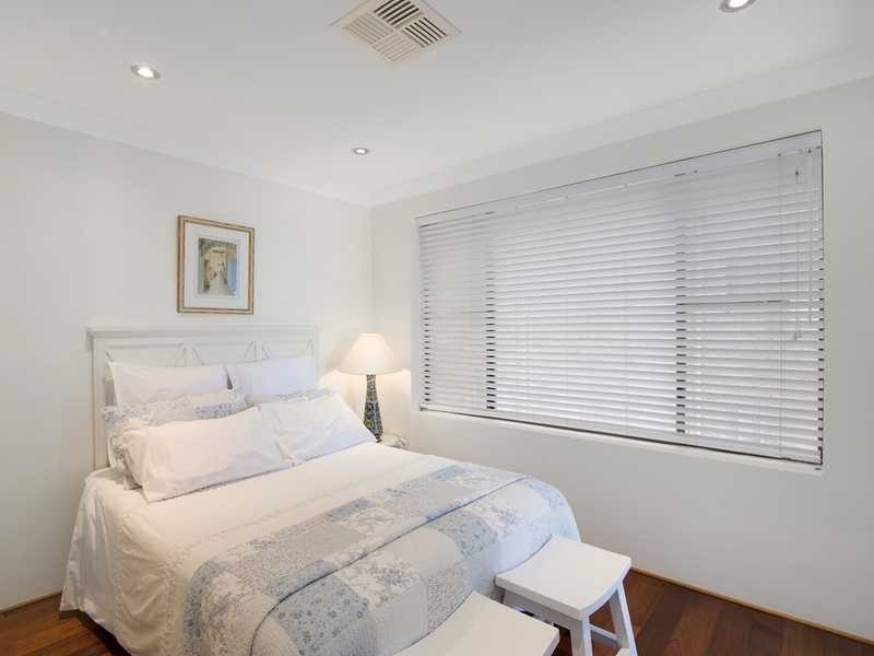 9/271 Golden Four Drive, Bilinga QLD 4225