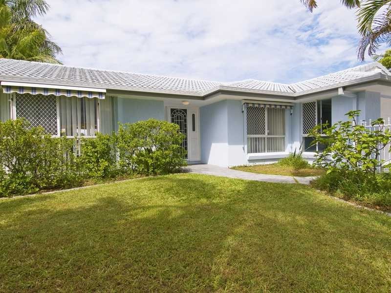 11 Placid Court, Varsity Lakes QLD 4227