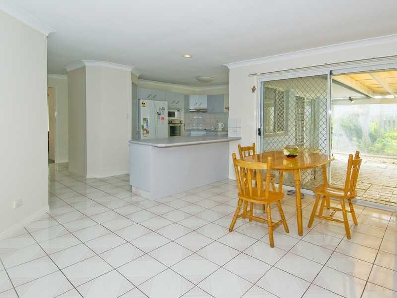 11 Placid Court, Varsity Lakes QLD 4227