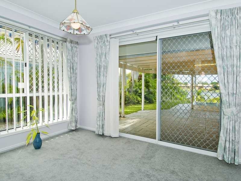 11 Placid Court, Varsity Lakes QLD 4227