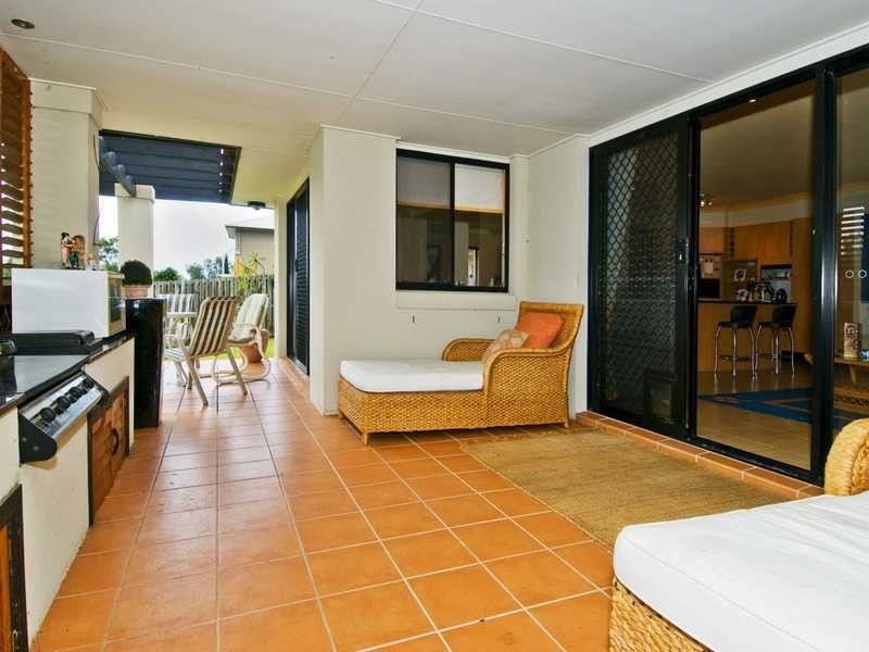 19 Tussock Crescent, Elanora QLD 4221