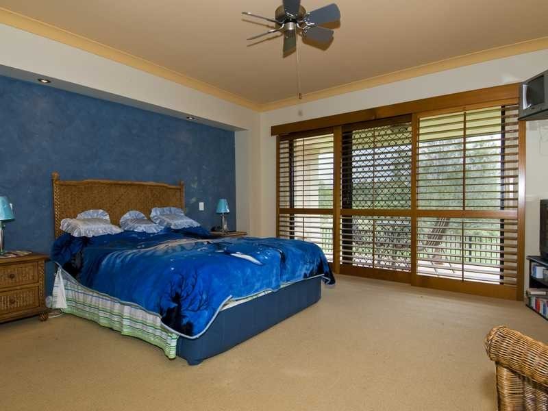 19 Tussock Crescent, Elanora QLD 4221