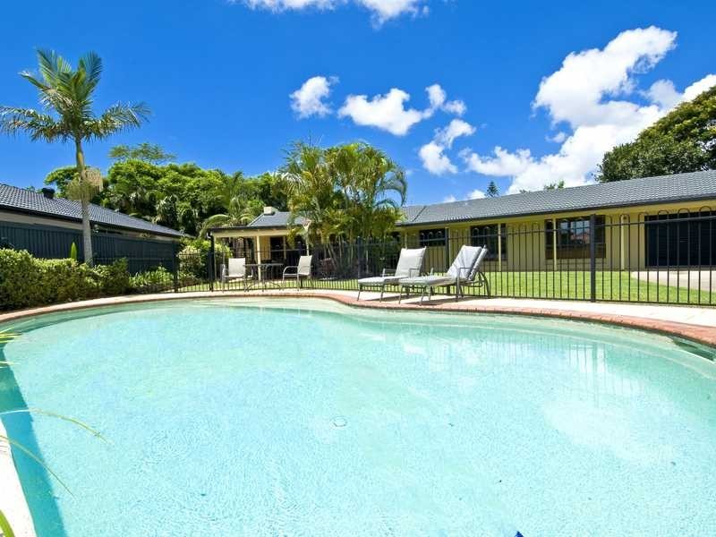 14 Hopbush Street, Palm Beach QLD 4221