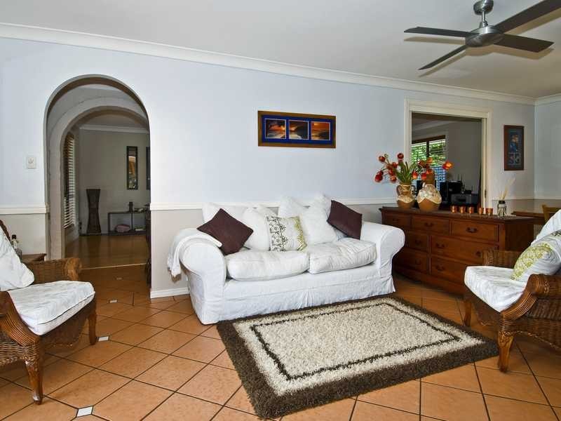 14 Hopbush Street, Palm Beach QLD 4221