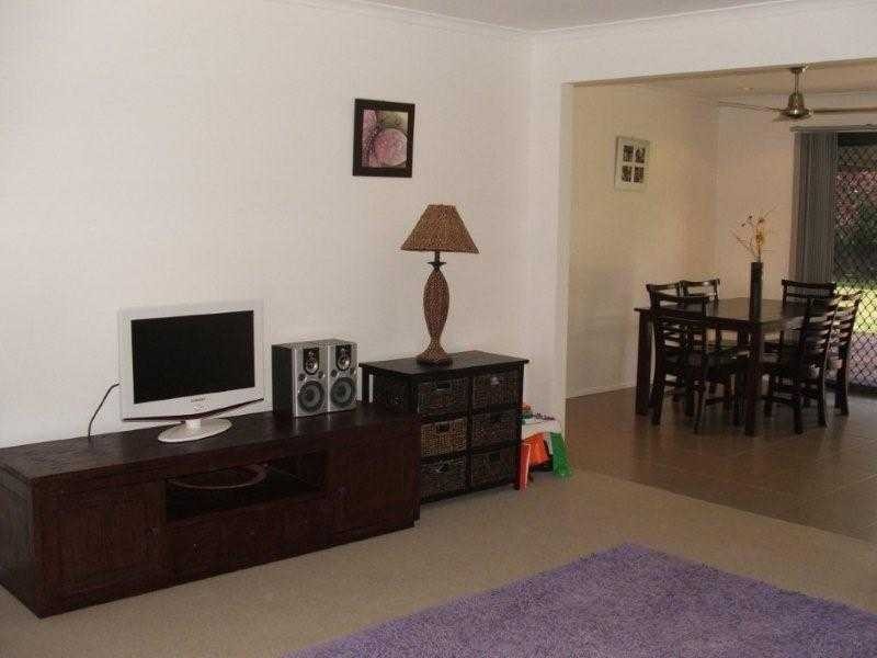 6 Clives Circuit, Currumbin Waters QLD 4223