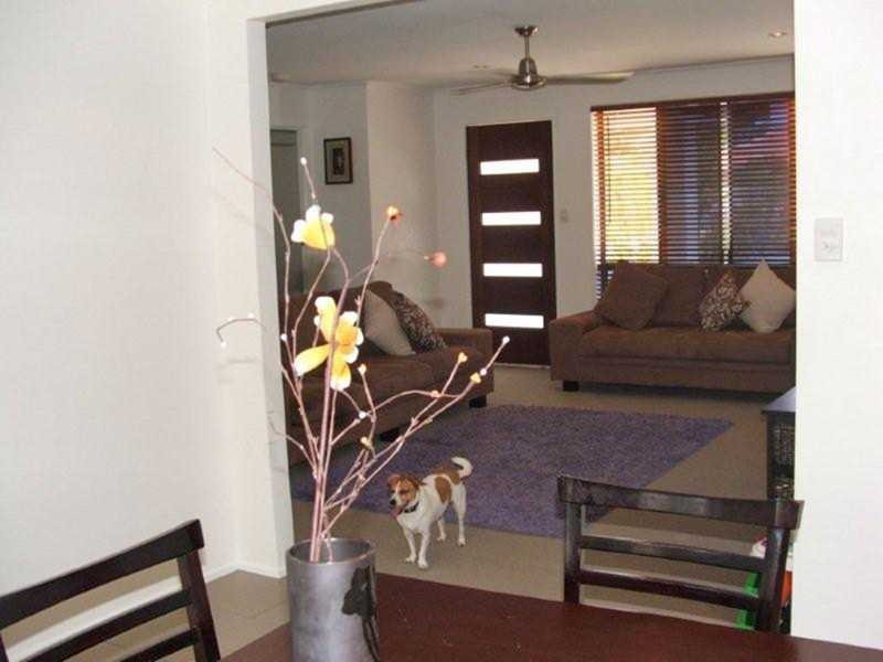 6 Clives Circuit, Currumbin Waters QLD 4223