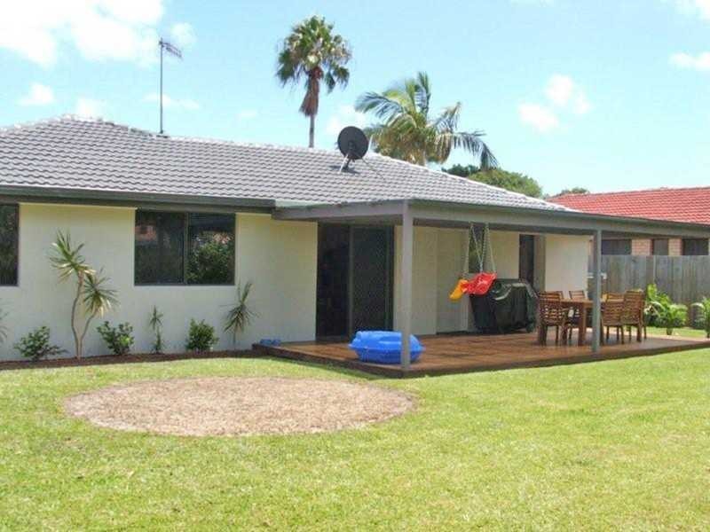 6 Clives Circuit, Currumbin Waters QLD 4223