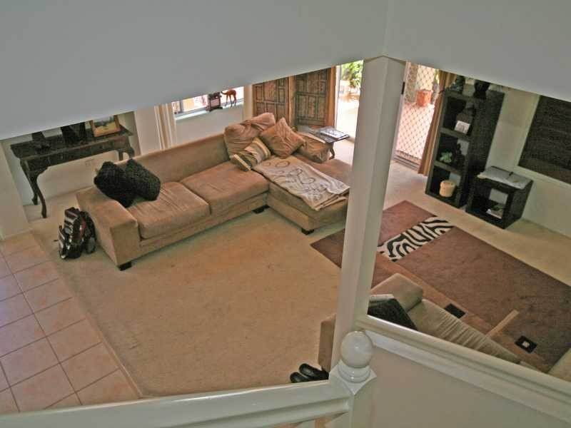 Unit 2/11 Barracuda Court, Palm Beach QLD 4221