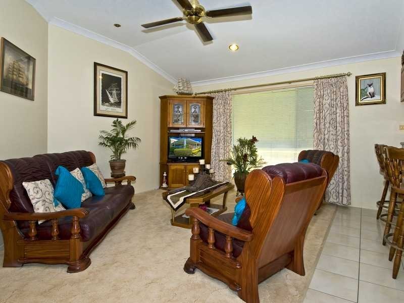7 Rottnest Court, Elanora QLD 4221