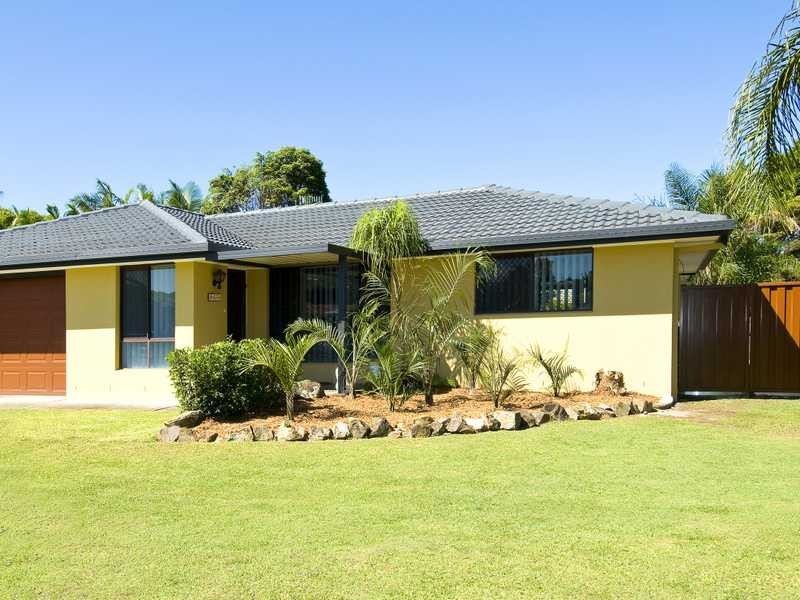 73 KP McGrath Drive, Elanora QLD 4221