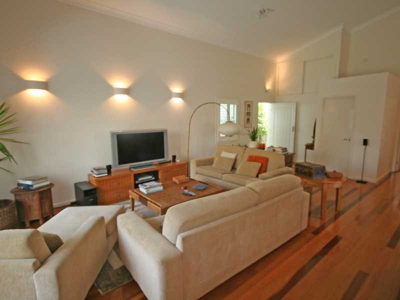 5 Woodgee Street, Currumbin QLD 4223