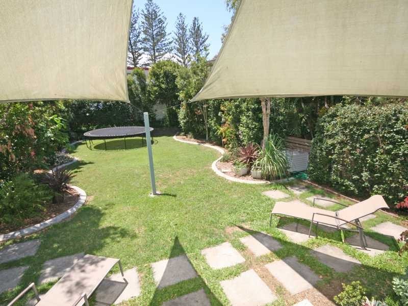 5 Woodgee Street, Currumbin QLD 4223