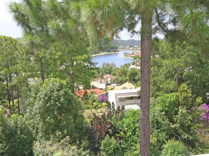 28 Doubleview Drive, Elanora QLD 4221