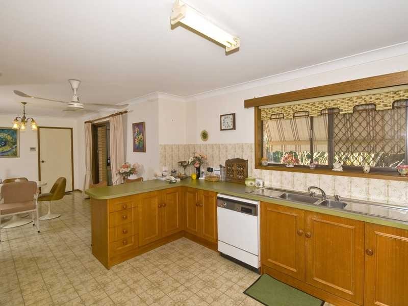 19 Mahogany Drive, Palm Beach QLD 4221
