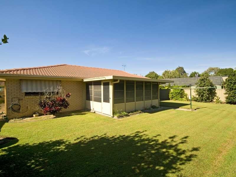 19 Mahogany Drive, Palm Beach QLD 4221