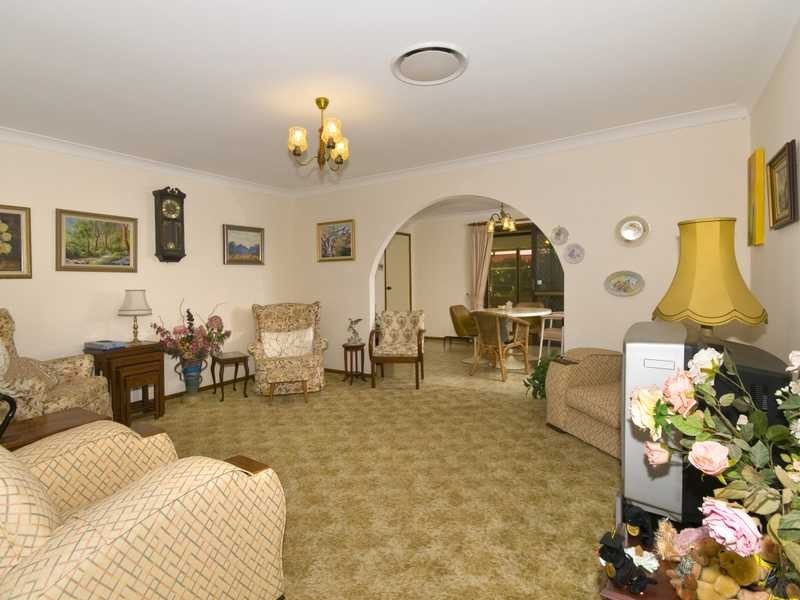 19 Mahogany Drive, Palm Beach QLD 4221