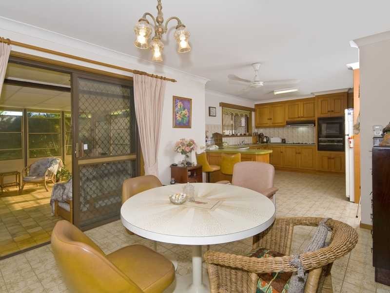 19 Mahogany Drive, Palm Beach QLD 4221