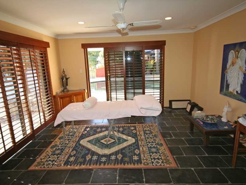 67 Dogwood Drive, Palm Beach QLD 4221