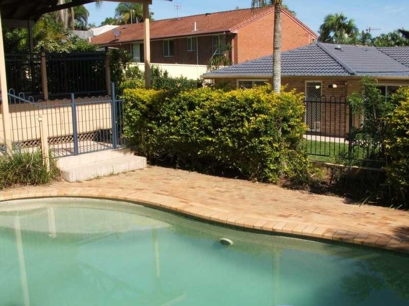 6 Kelvin Court, Currumbin Waters QLD 4223