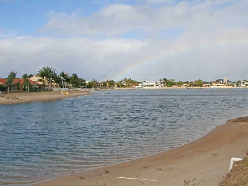 65 Mallawa Drive, Palm Beach QLD 4221