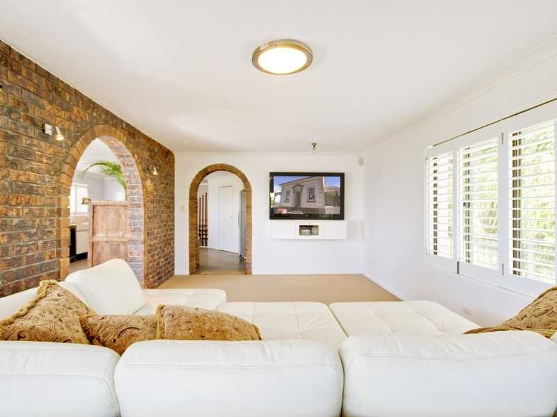 26 Ocean Grove, Currumbin QLD 4223