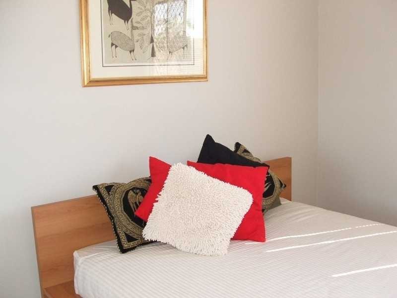 Unit 5/9-15 Harrier Drive, Burleigh Waters QLD 4220