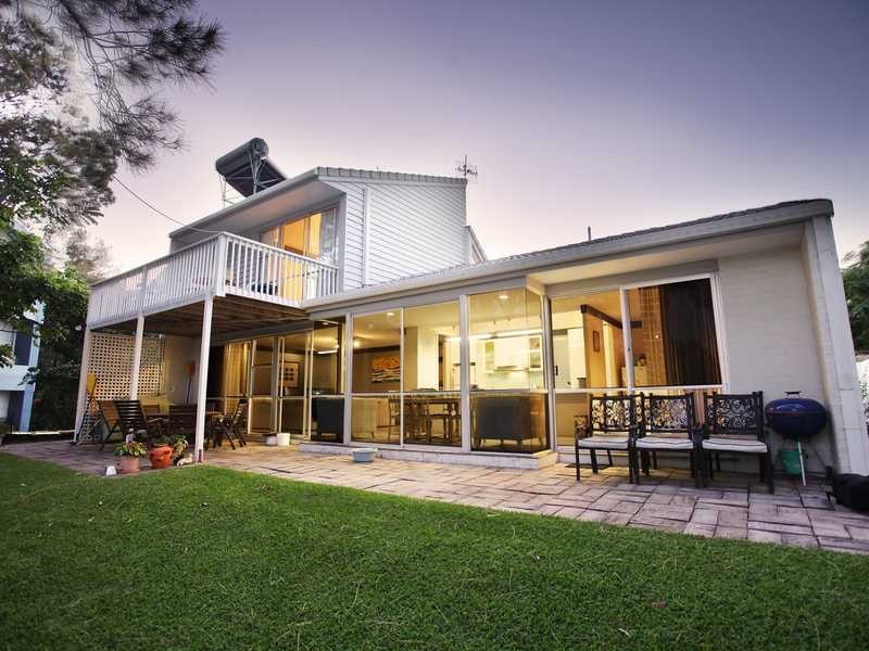 54A Guineas Creek Road, Currumbin Waters QLD 4223