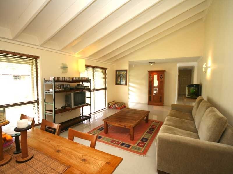 21 Mahogany Drive, Palm Beach QLD 4221