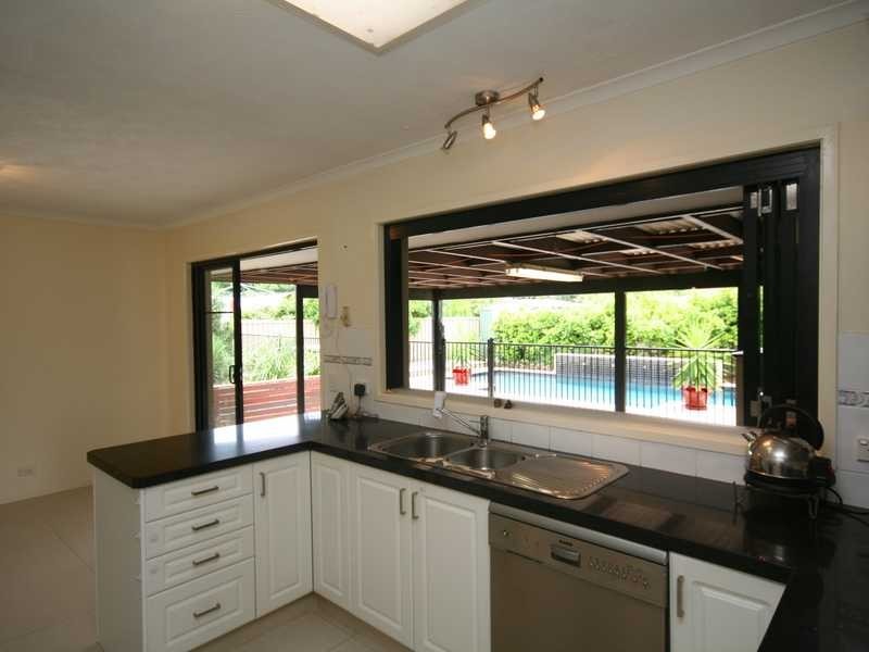 21 Mahogany Drive, Palm Beach QLD 4221