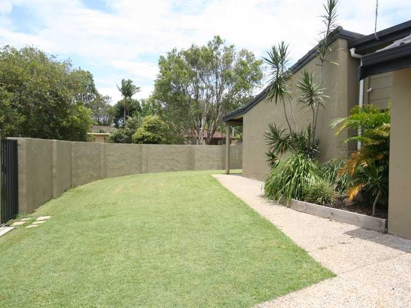 21 Mahogany Drive, Palm Beach QLD 4221