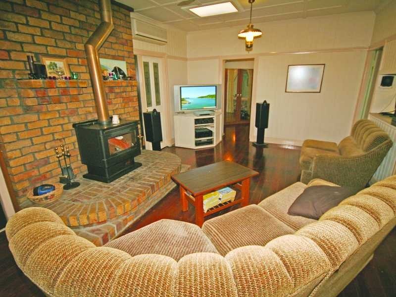 3 Elizabeth Street, Currumbin Waters QLD 4223