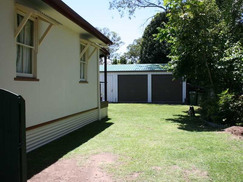 3 Elizabeth Street, Currumbin Waters QLD 4223