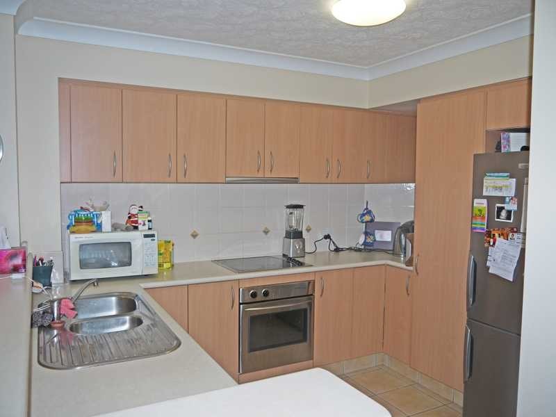 10/1040 Gold Coast Highway, Palm Beach QLD 4221