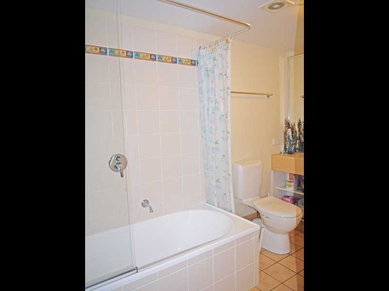 10/1040 Gold Coast Highway, Palm Beach QLD 4221