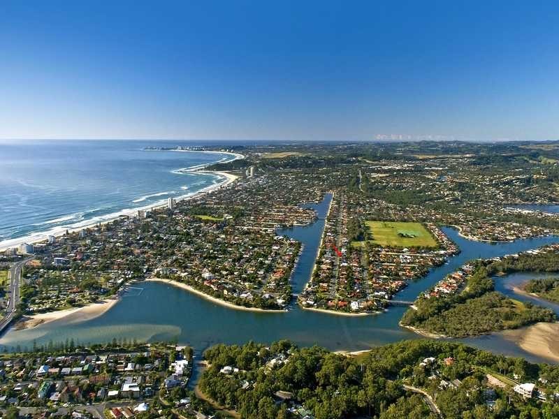 29 Mallawa Drive, Palm Beach QLD 4221