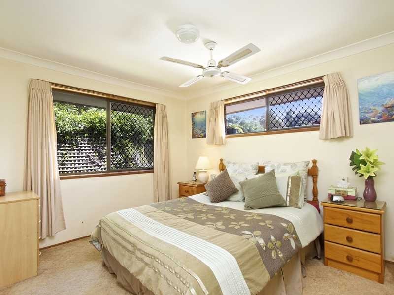 29 Mallawa Drive, Palm Beach QLD 4221