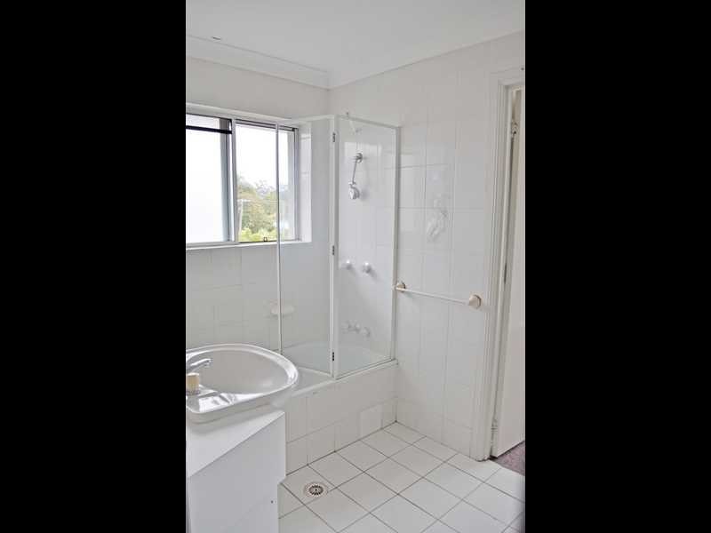 6/57 Leyte Avenue, Palm Beach QLD 4221