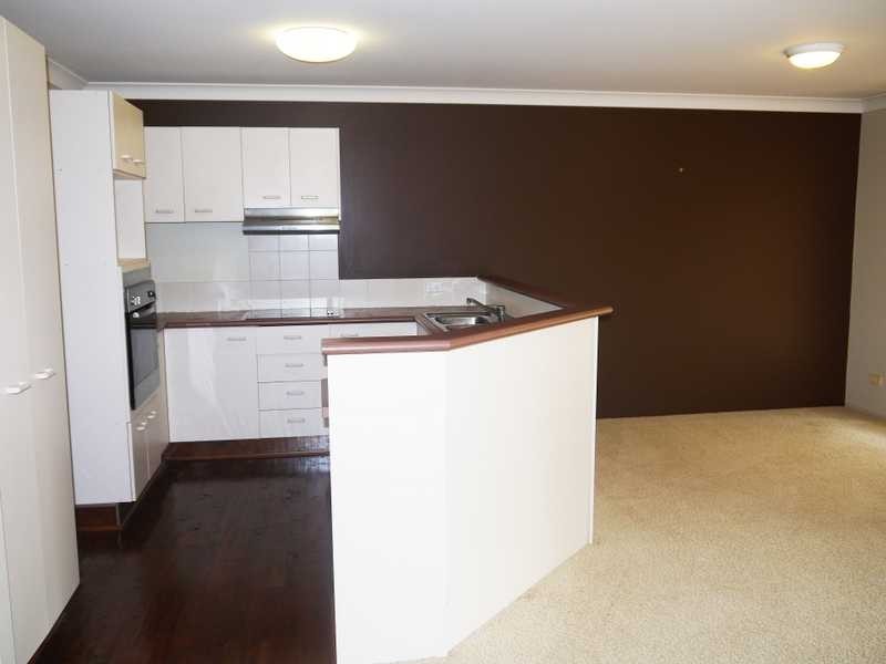 33/15 Simpsons Road, Elanora QLD 4221