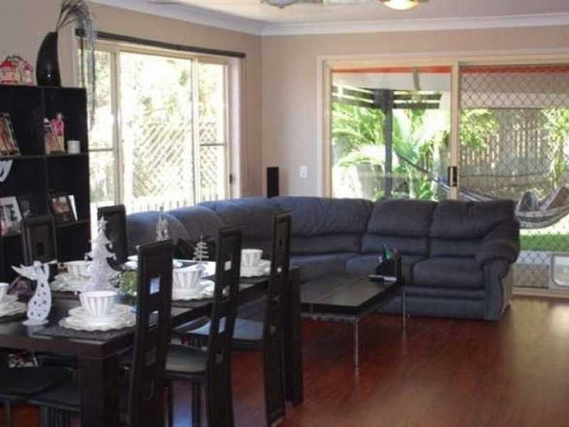 1/18 Rimu Place, Nerang QLD 4211