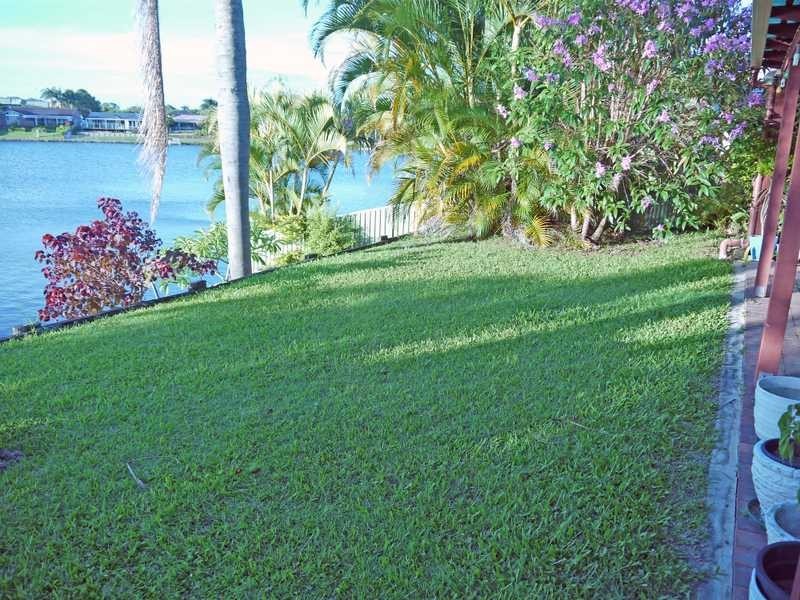 23 Ironbark Street, Elanora QLD 4221