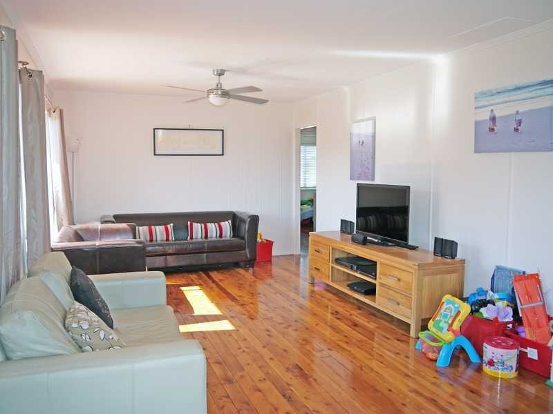 16 Hawaii Avenue, Palm Beach QLD 4221