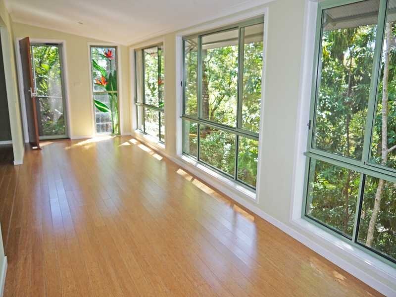 30 Domain Road, Currumbin QLD 4223