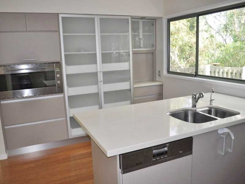30 Domain Road, Currumbin QLD 4223
