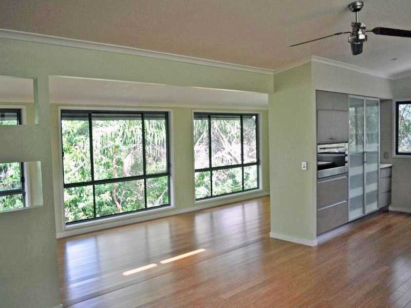 30 Domain Road, Currumbin QLD 4223
