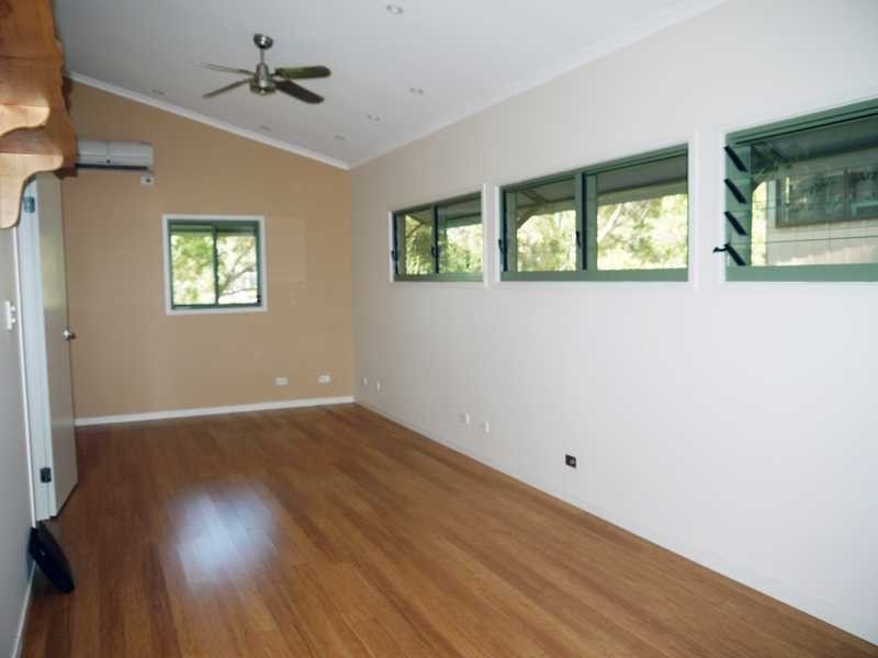 30 Domain Road, Currumbin QLD 4223