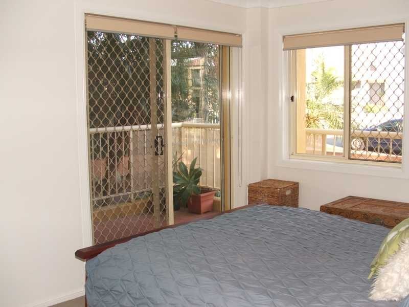 Unit 1/7 Twenty Seventh Avenue, Palm Beach QLD 4221