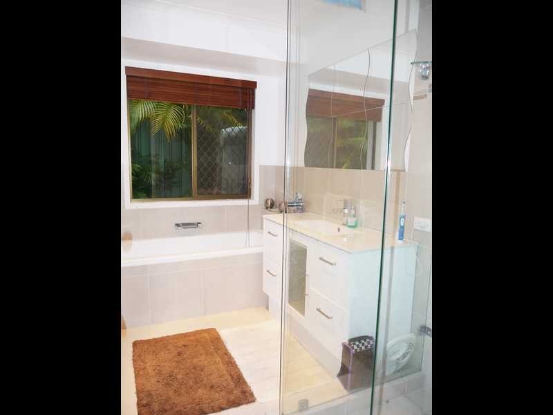 50 Ware Drive, Currumbin Waters QLD 4223