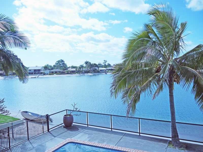 86 Mallawa Drive, Palm Beach QLD 4221